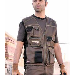 gileko-ergasias-me-pollaples-tsepes-khaki-me-mayro-cofra-expert