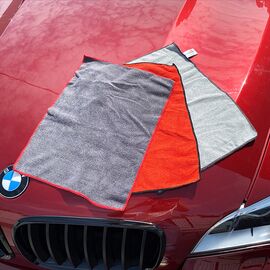 petseta-mikroinon-microfiber-pro-detailing-katharismoy-gia-amaksoma-30x40cm-rolo-3tmkh